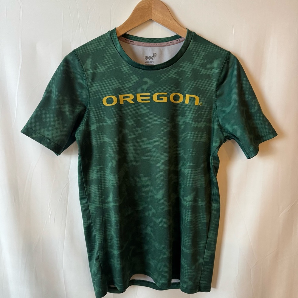 Green Oregon Ducks Graphic T-Shirt - Youth Large